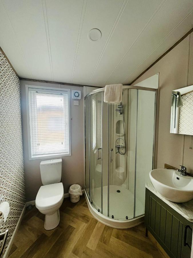 Lucky Lodge With Hot Tub York Zewnętrze zdjęcie